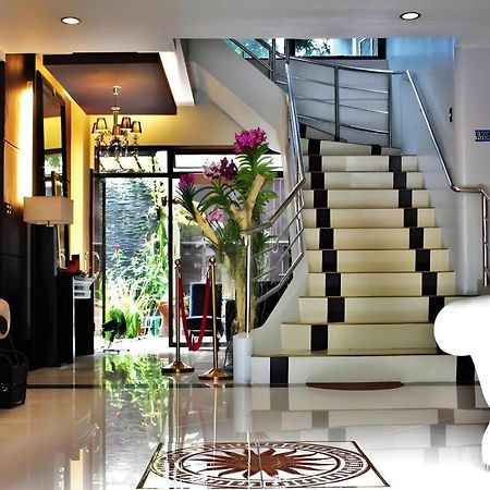 فندق أجنحة بيريدوت Davao City المظهر الخارجي الصورة