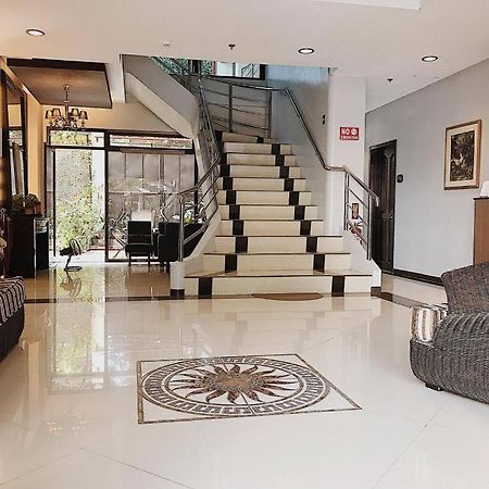 فندق أجنحة بيريدوت Davao City المظهر الخارجي الصورة