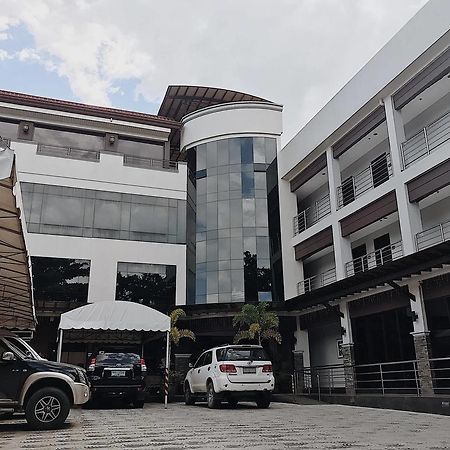 فندق أجنحة بيريدوت Davao City المظهر الخارجي الصورة
