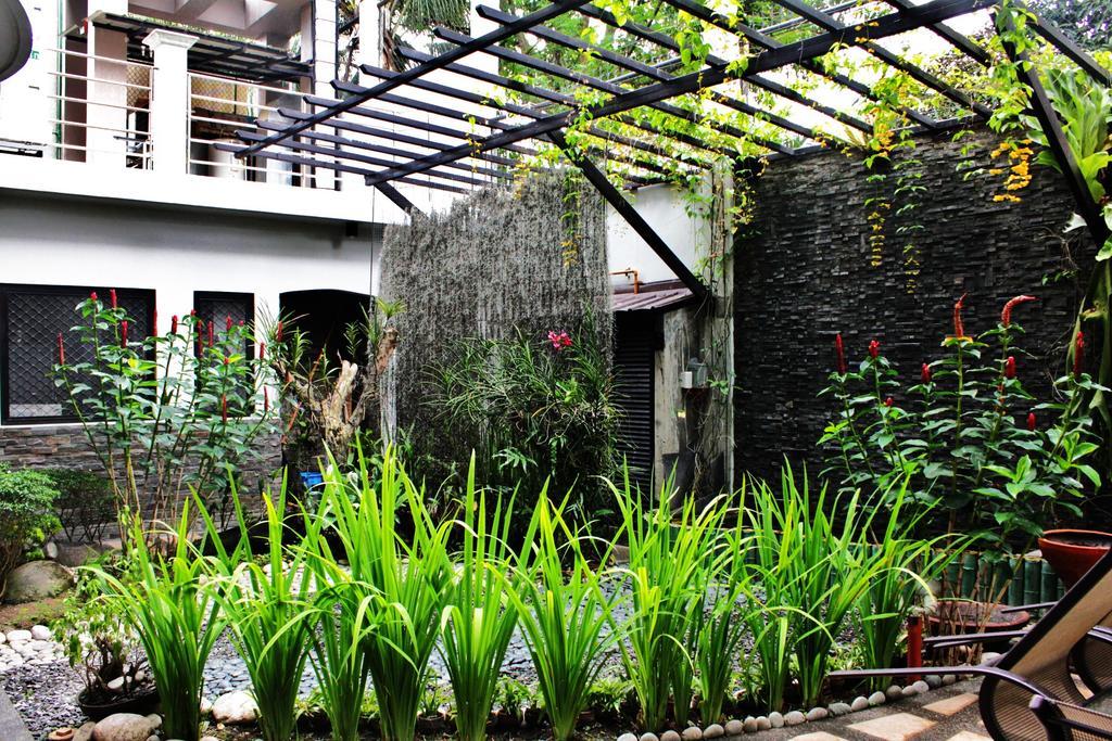 فندق أجنحة بيريدوت Davao City المظهر الخارجي الصورة