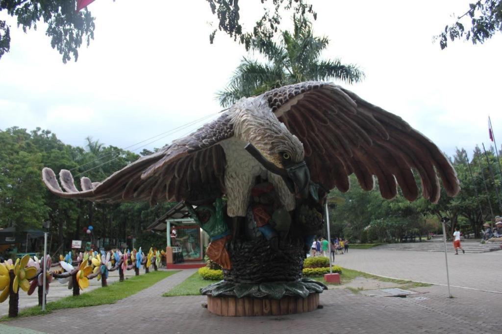 فندق أجنحة بيريدوت Davao City المظهر الخارجي الصورة